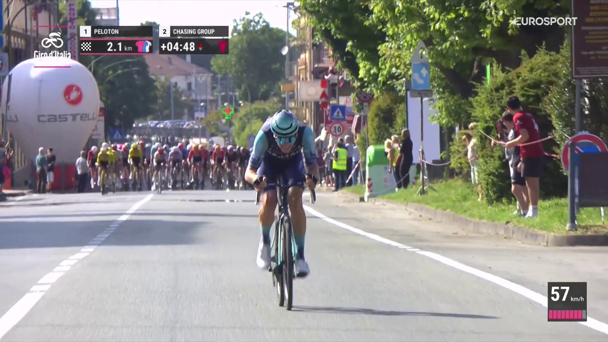 🇮🇹 #Giro, Stage 12 🏆 ALEC SEGAERT ⏱️💥 Duration of winning move — 3 min 53 sec (3.4 km 🏁 on screen)