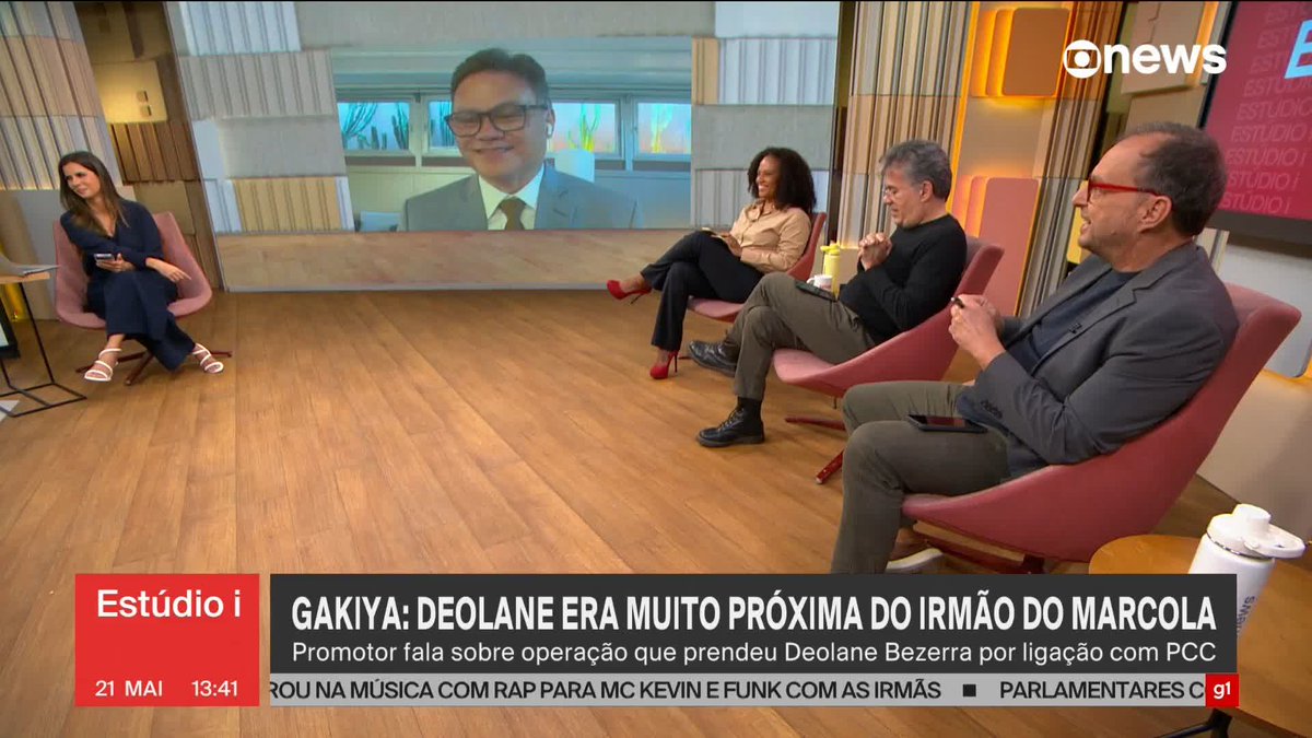 “Os países estrangeiros, sobretudo os europeus e os Estados Unidos, estão mais preocupados com a presença e expansão do PCC do que o Estado brasileiro”, diz Lincoln Gakiya, promotor de Justiça do Gaeco-SP. #Estúdioi ➡Assista à #GloboNews: