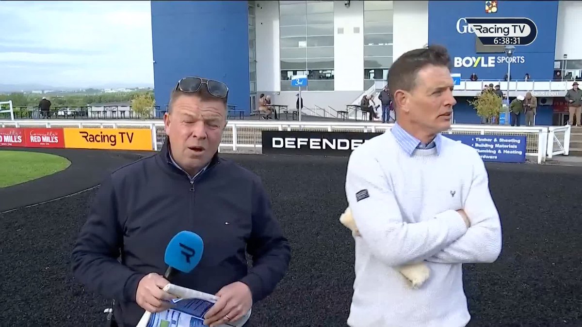A first winner for David O'Sullivan! 👏 Toon Town makes the breakthrough for the Killarney trainer with victory in the handicap chase Limerick Races.