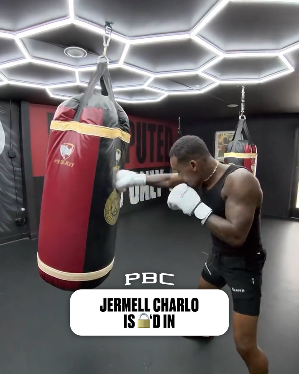 🦁 JERMELL CHARLO stays READY.