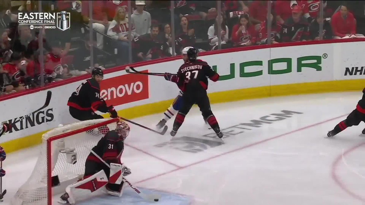 ARE YOU SERIOUS, THE CANADIENS TIE IT WHILE THEY WERE ANNOUNCING THE FIRST GOAL😱🚨 TWO GOALS IN THE FIRST MINUTE 😳