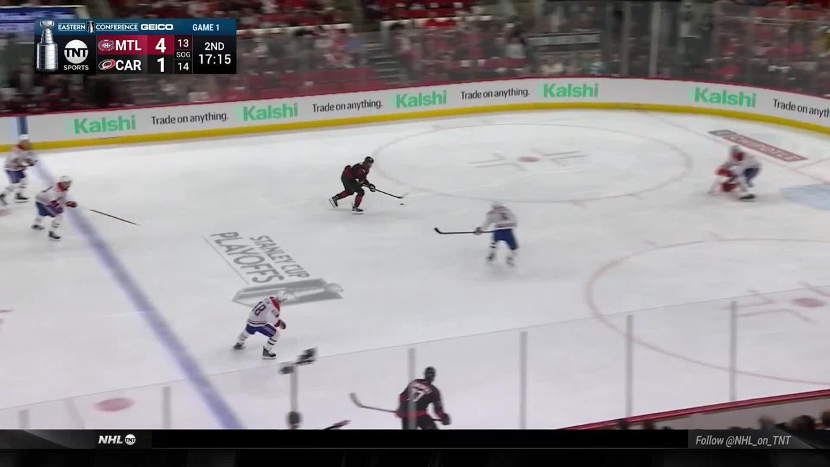 OFF THE POST FOR THE CANADIENS AND THEN ON THE OTHER END CAROLINA SCORES IT, THIS GAME!!!! 🔥🚨