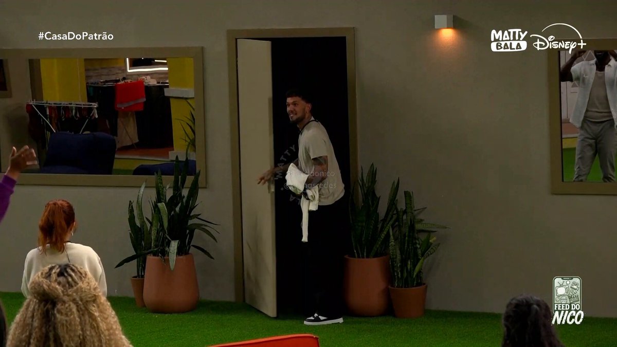 🙄Alguém avisa o Vini que ele NÃO É A JULIETTE !!! #EliminaçãoNaCasa #CasaDoPatrão
