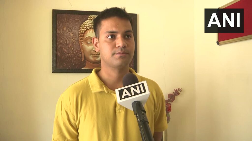 #WATCH | Bhopal: On viral audio of his conversation with Twisha Sharma's mother-in-law Giribala Singh, Twisha's brother Major Harshit Sharma says, "There is only truth in this. There is no lie here. She indeed made those statements, luckily it was on record. It was indeed a conversation between Giribala Singh and me. Her aunt, elder brother, my elder brother and my mother were present in the room...A lot of derogatory things were said which was beyond my understanding at that time. I was challenging her right there and then. But she is a judge and is not in the habit of being challenged. So, she directly said, "How can this boy say these things to me? Are you cross-questioning me?" I just told her that I am talking as the brother of Twisha, talking to the mother-in-law of Twisha and so I am not challenging her. It was a normal conversation and I wanted to know her opinion on it. She stands by it and she finds nothing wrong in it. That was very surprising."