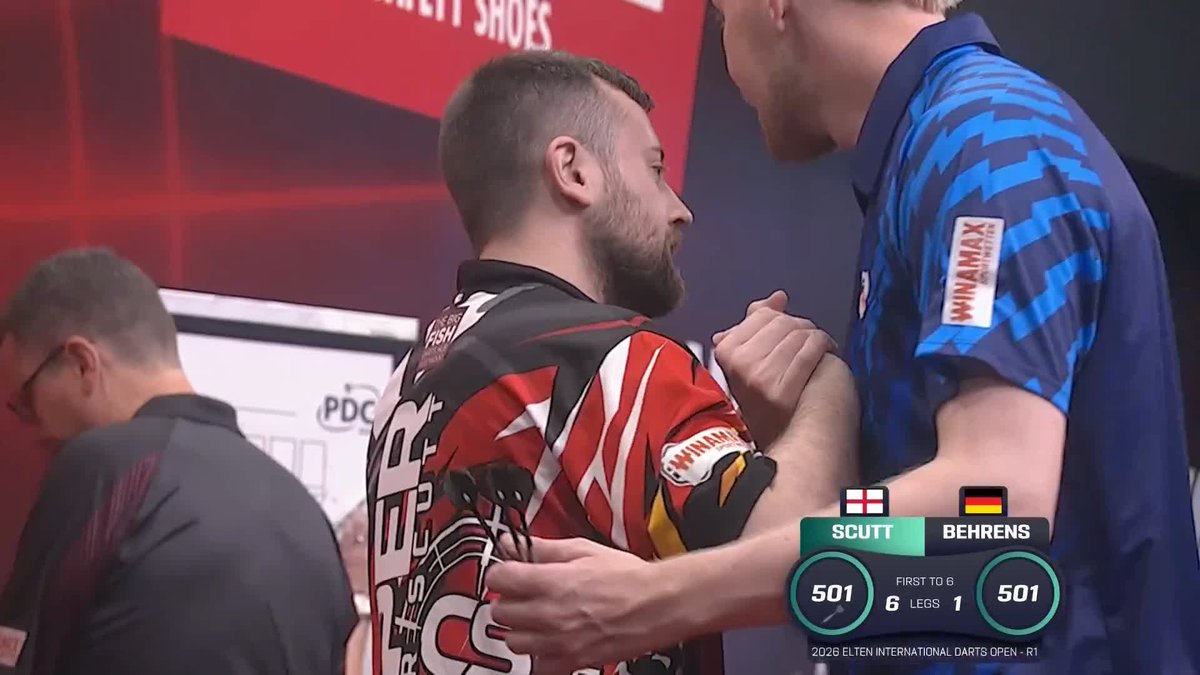 SCUTT FLIES THROUGH! Connor Scutt takes out three ton-plus finishes to breeze past Finn Behrens 6-1 and advance into round two! 📺 #ET7