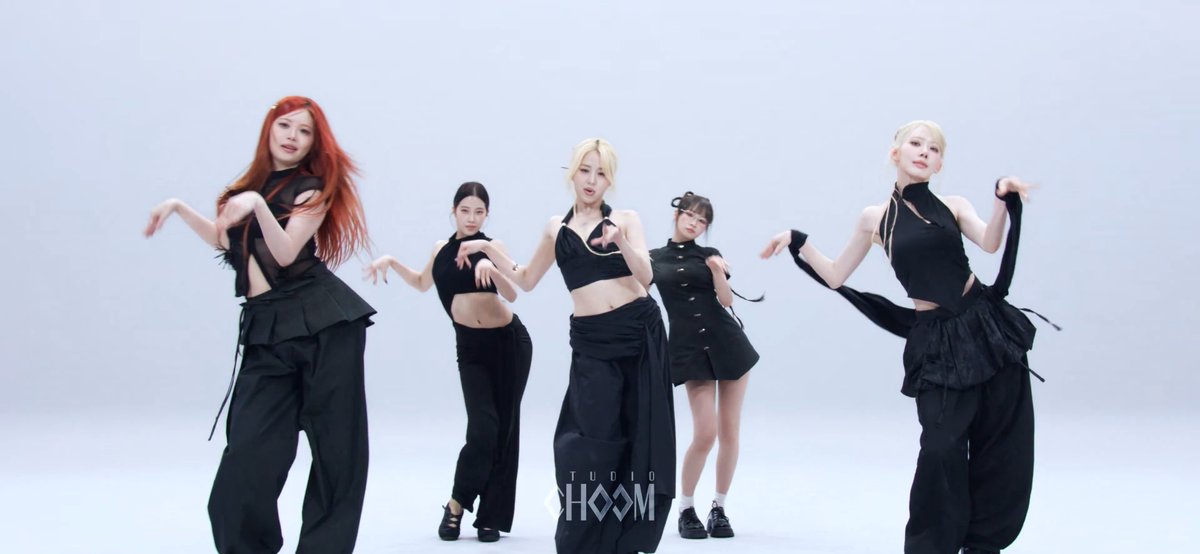 LE SSERAFIM 'BOOMPALA' MOVE TO PERFORMANCE on Studio Choom🧘🏻♀️🪷 — 🔗 #PUREFLOW_pt1 #LE_SSERAFIM #르세라핌