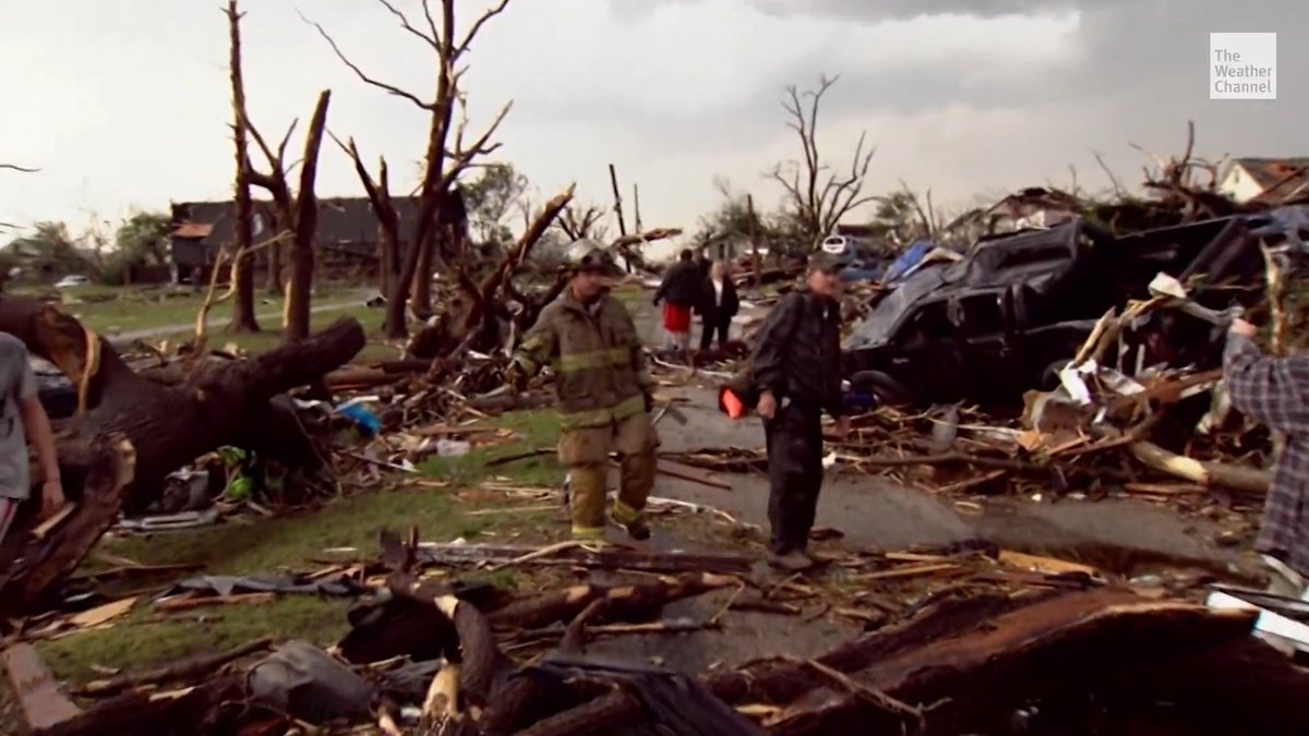 15 years ago today, an EF5 tornado left the city of Joplin, Missouri, in ruins. The twister tore through heavily populated neighborhoods and commercial sections, causing destruction beyond anything seen in modern times. Meteorologist @MikeBettes looks back at the disaster: