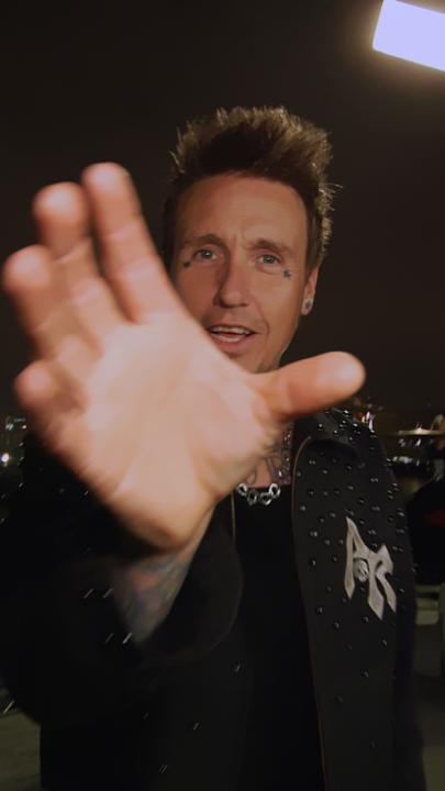 Making the video (part 1). Behind the scenes of "See U in Hell" with Papa Roach 🪳