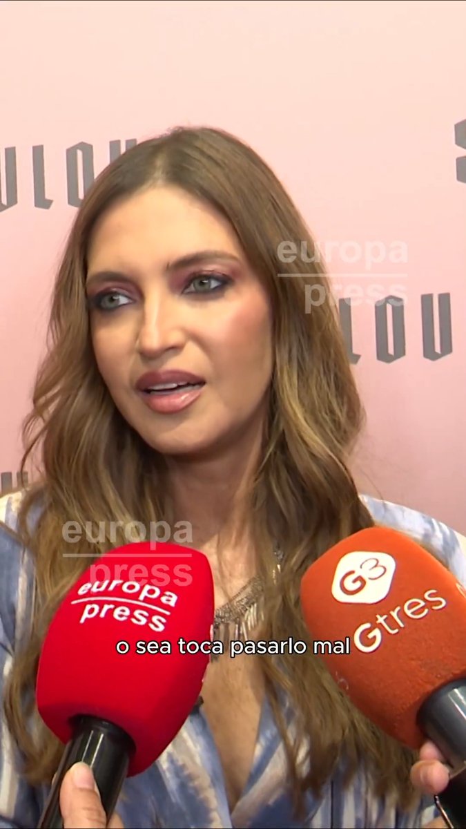 La periodista Sara Carbonero habla de su duelo por el fallecimiento de su madre y señala que "nunca va a estar bien": "Con mucha pena, mi vida nunca va a ser igual"