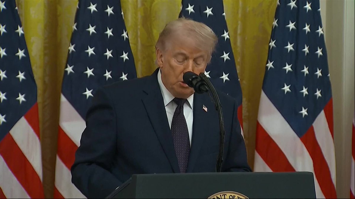 “I want Kevin to be totally independent. I want him to be independent and just do a great job. Don’t look at me, don’t look at anybody, just do your own thing and do a great job.”