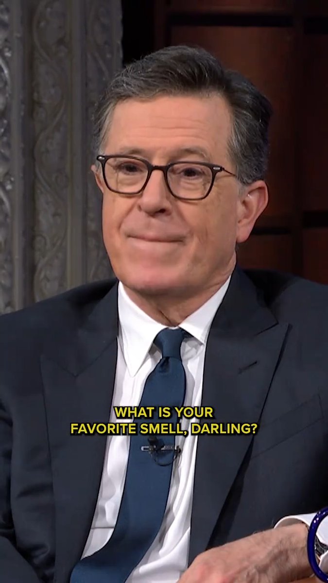 Steven Colbert is such a charmer 🥰 The late night host, 62, shared a delightful moment with his wife Evie, 62, during one of his final shows, making her blush when he said his favourite smell is the lotion she puts on while getting out of the shower🌹 Evie giggled and put her head in her hands, the audience wooing. The couple have been married for over 32 years and are still head-over-heals for each other 💕 📽️ : #StephenColbert