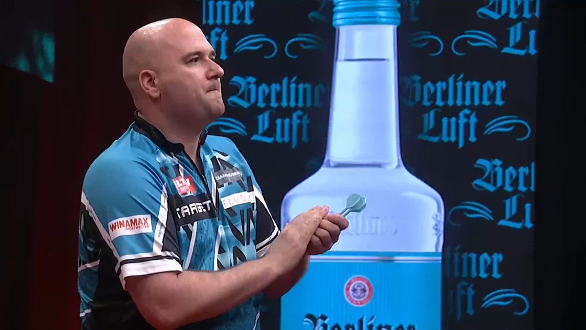 CRUCIAL WIN FOR CROSS! โก๏ธ Rob Cross claims a vital win in his bid to qualify for July's World Matchplay! The former World Champion denies Dirk van Duijvenbode in a contest which featured 11 consecutive holds of throw! ๐บ #ET7 | R1