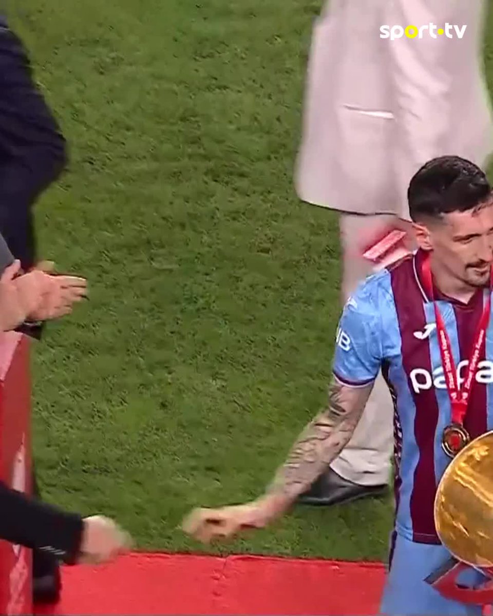 A Taça da Turquia é do Trabzonspor 🙌 #sporttvportugal #FUTEBOLnaSPORTTV #TaçadaTurquia #Trabzonspor #Konyaspor