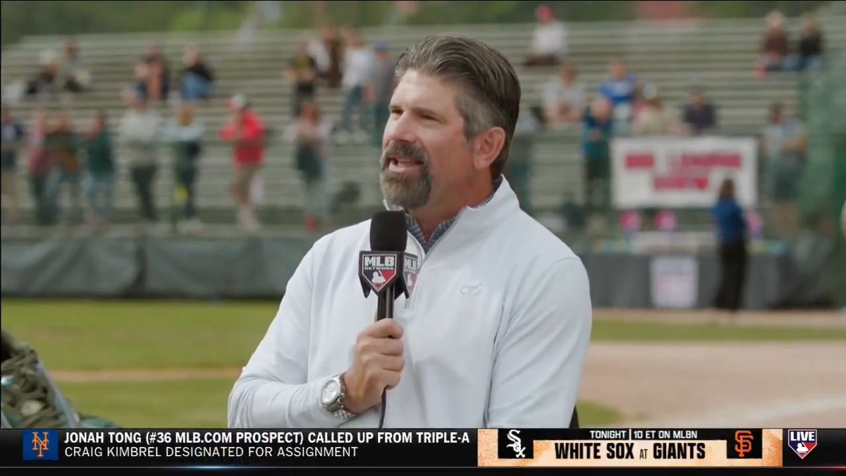 Todd Helton hit .370 with a 1.209 OPS against RyanDempster in his career, strengthening his Cooperstown case: "They didn't give us scouting reports when you pitched. They just said go out and hit." 🤣 Siera Santos | National Baseball Hall of Fame and Museum ⚾