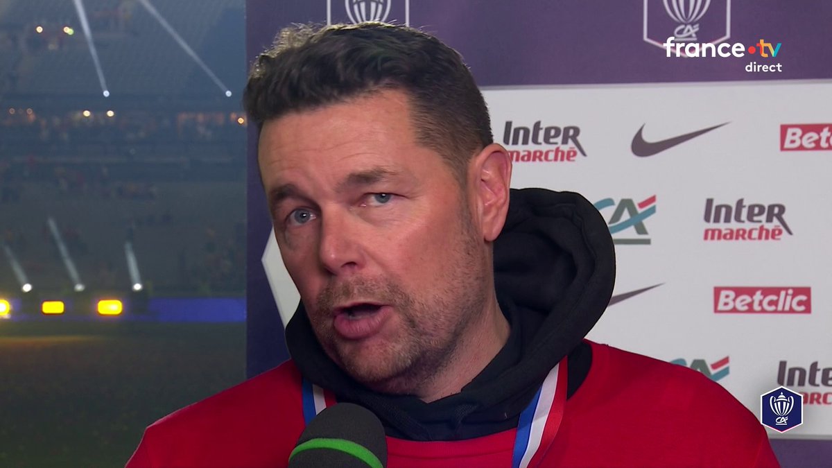 ⚽ #CDFCA | 🗣️ Pierre Sage sur son avenir après la finale : "Je vous avoue qu'il y a beaucoup de contacts. Après je suis sous contrat, mais je vais essayer de l'honorer. Je suis très content dans ce club."