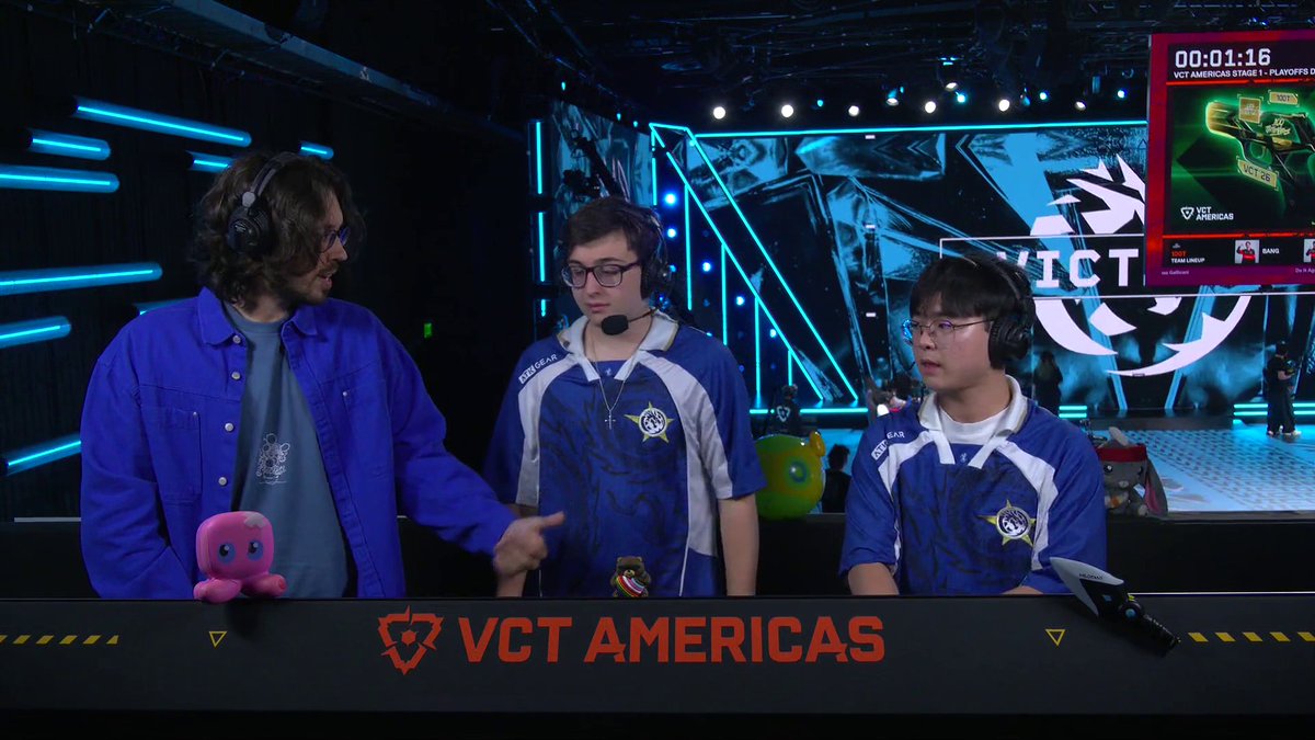 spike: "eu gosto muito de ir pra frente e desse estilo de jogo que o Onur propõe pra mim" sato: "e eu gosto muito de baitar você!" QUE DUPLA, SENHORAS E SENHORES LEV spikeziN LEV Sato #VCTAmericas