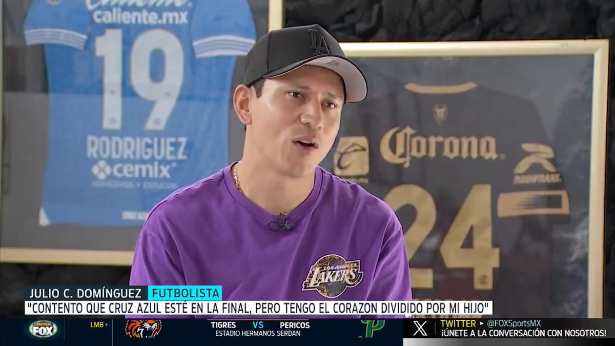 ‘TENGO EL CORAZÓN DIVIDIDO (EN LA FINAL) POR MI HIJO’ 💔 Julio César “Cata” Domínguez está contento por ver a Cruz Azul en la Final, pero también tiene sentimientos por Pumas, donde milita uno de sus hijos 🥹 También opina sobre Huiqui como DT 🙌 David Espinosa 🥸 #CentralFOX