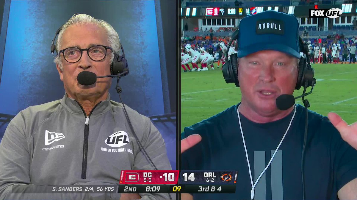 "You're still the best dressed official I've ever seen... I don't know where you buy your shirts." 🤣 Jon Gruden has a couple messages for Mike Pereira tonight 😝