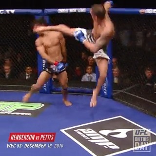 Benson Henderson a pris ce kick de Anthony Pettis il y a... 16 ans ! Ce soir il affronte Patrick Habirora au PFL Bruxelles ๐ง๐ช