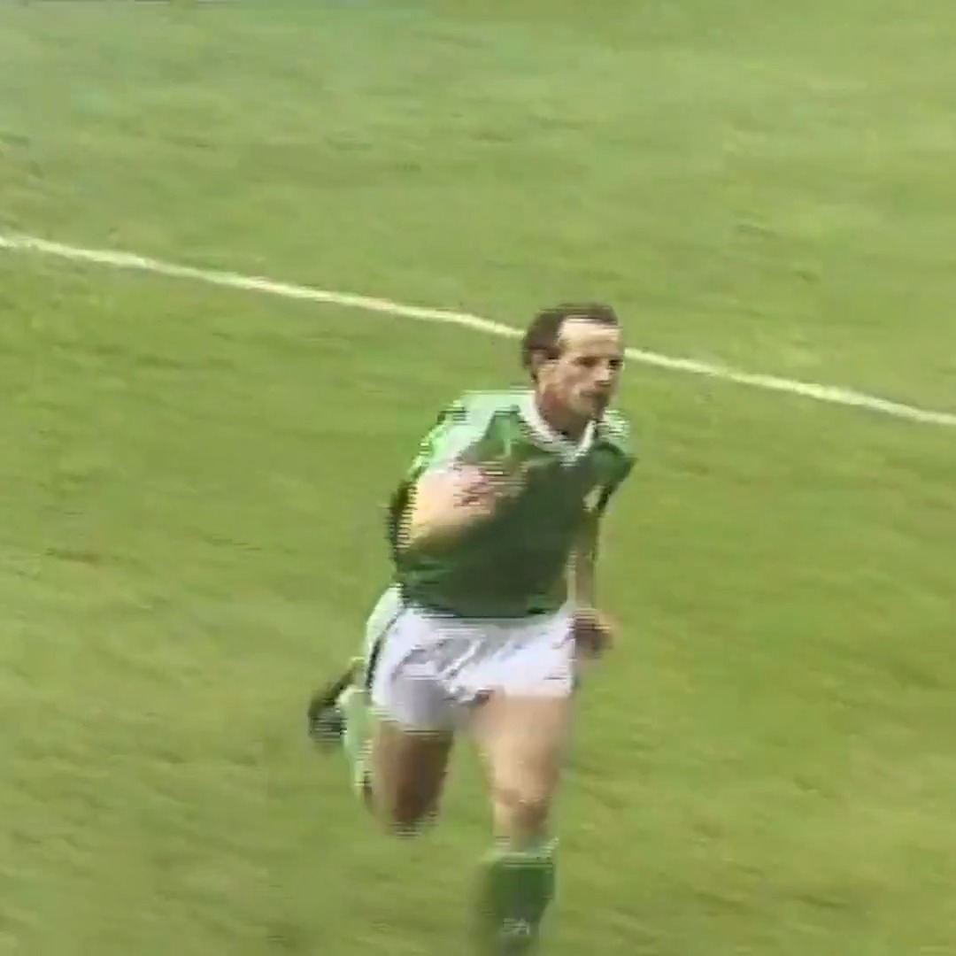 39 years ago today, Ireland recorded a famous 1-0 victory over Brazil at Lansdowne Road thanks to Liam Brady's winner 🤩🇮🇪