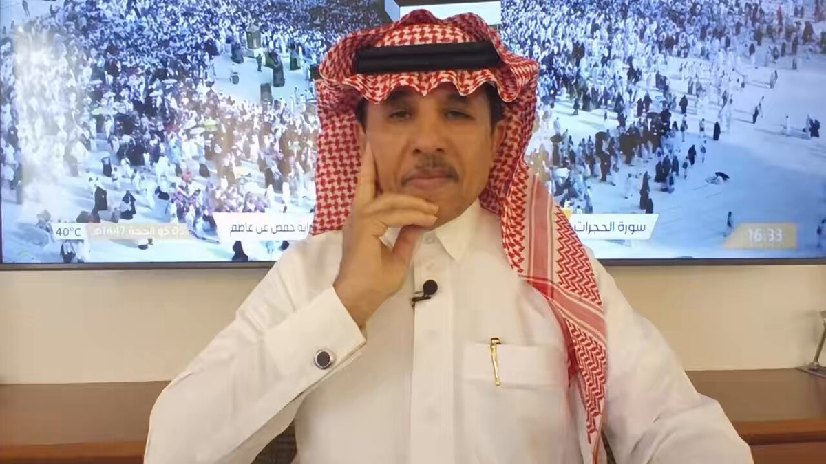 كشف حساب مُبسط يبين للمواطن العربي العادي كيف تجاوزت السعودية أحقاد وتآمرات كل الذين: يريدون منها ان تفعل ولا تفعل، أن تقول ولا تقول. أن تحارب ولا تحارب. إن تساعد ولا تساعد. كثير من الشعوب العربية يتحكم بعقولها اليوم إعلام أعداءها!. ثورة #إيران بطيئاً تغادر ماضيها وتنزل من أعلى الشجرة. البلاد تتغير نحو مستقبل مختلف، وستتعاون للضرورة مع المملكة. #اليمن مستقبله جيد. ومعضلته التاريخية سوء الإدارة. الجنوب له حقوق سيأخذها، والمملكة لم تقصر وهي من منع الحرس الثوري من الاستيلاء عليه كما فعل في الشمال.. #العراق لماذا لا يقلد تطور المملكة وليس تخلف إيران!. #إسرائيل لاتريد التصادم مع المملكة، وترى أنها أهم دولة بالمنطقة وذات تأثير عالمي. إسرائيل لاتهتم بعلاقاتها القائمة مع بعض الدول العربية لأنها عملياً حيدتهم عن المطالبة بحقوق الفلسطينيين..