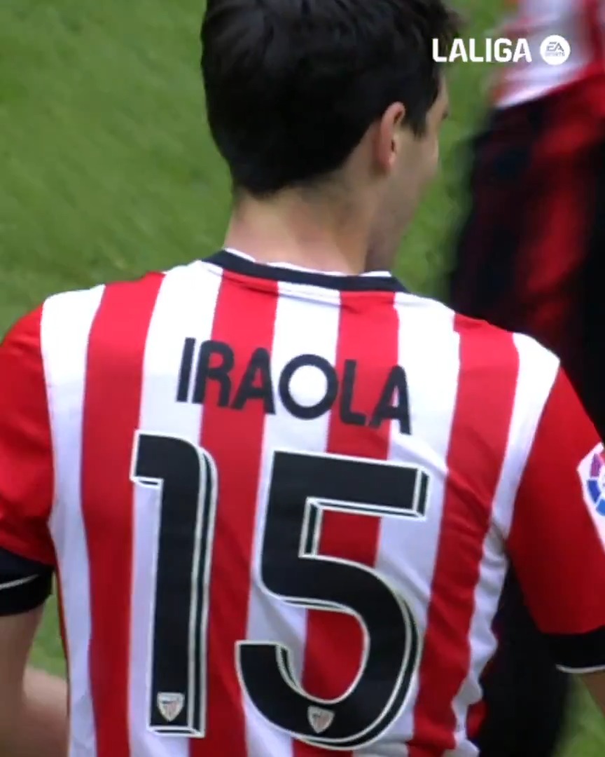 🦁 Corazón DE LEÓN. Tal día como hoy hace 11 años, ¡Andoni Iraola jugaba su último partido con la camiseta del Athletic Club en San Mamés! LALIGAEASPORTS | LALIGAHistory