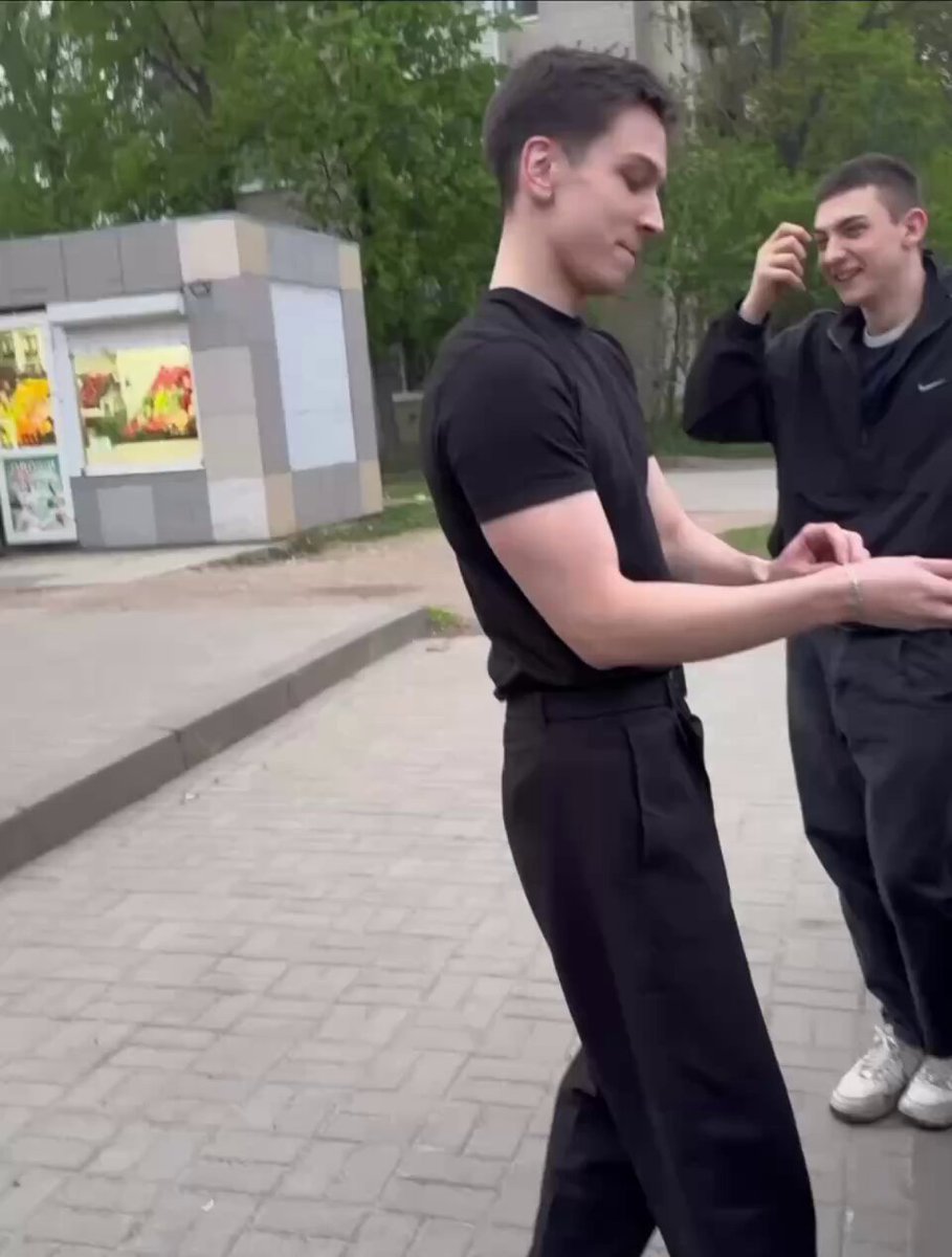 Первое сальто Антона на асфальте Такого финала конечно никто предугадать не мог 💁‍♂️