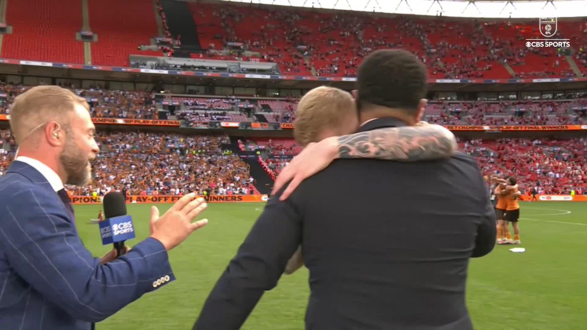 This Troy Deeney x Oli McBurnie moment at FT 🥹