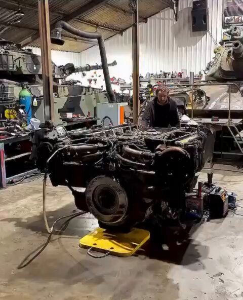 Onlarca yıl sonra, savaş alanı için üretilmiş bir motor ilk kez çalıştırıldı.