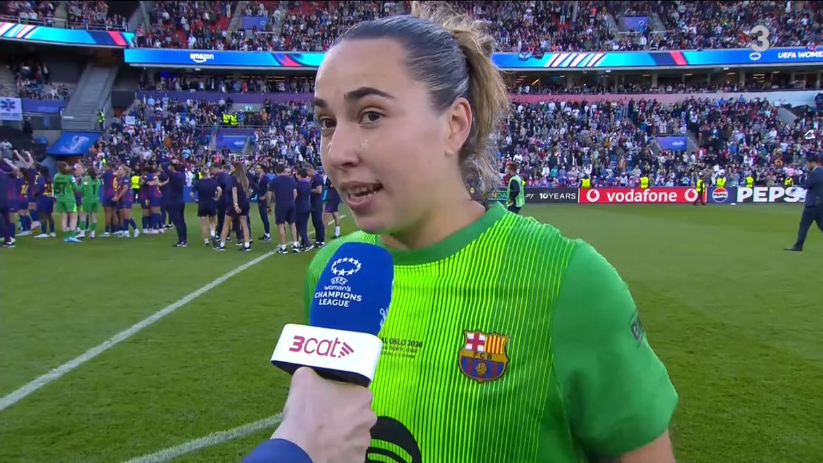 😝 "ELS DINERS NO HO SÓN TOT" 🎙️ El missatge de Cata Coll en plena celebració ▶️
