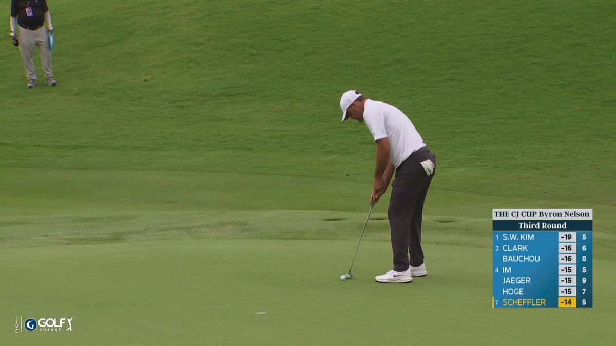 Reigning @CJByronNelson champion Scottie Scheffler gets to 15-under and four back 📈👀