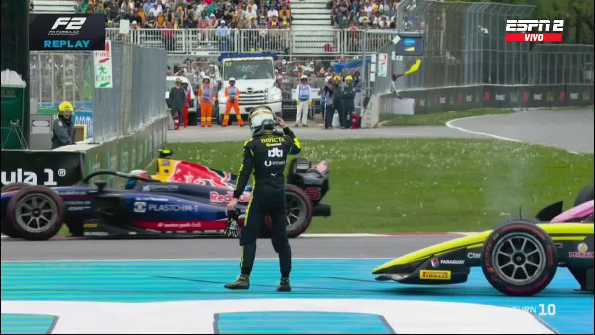 ¡¡SE ENOJÓ DURKSEN!! El Loco Dunne se llevó puesto al paraguayo de Invicta y lo dejó fuera de la Sprint. 📺 #CanadianGP | Toda la temporada de #F2 por #DisneyPlus Plan Premium