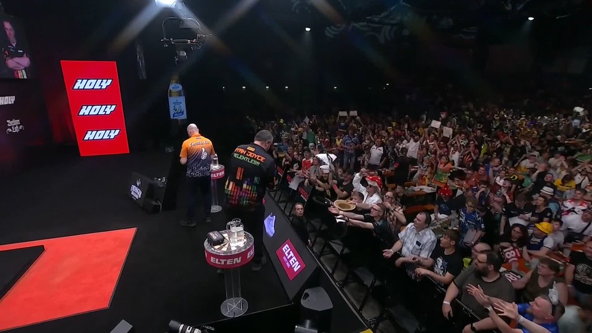 ROUTINE FOR JOYCE! A comfortable victory for Ryan Joyce, who beats Christian Kist 6-2 to setup a clash against Jermaine Wattimena tomorrow afternoon! 📺 #ET7