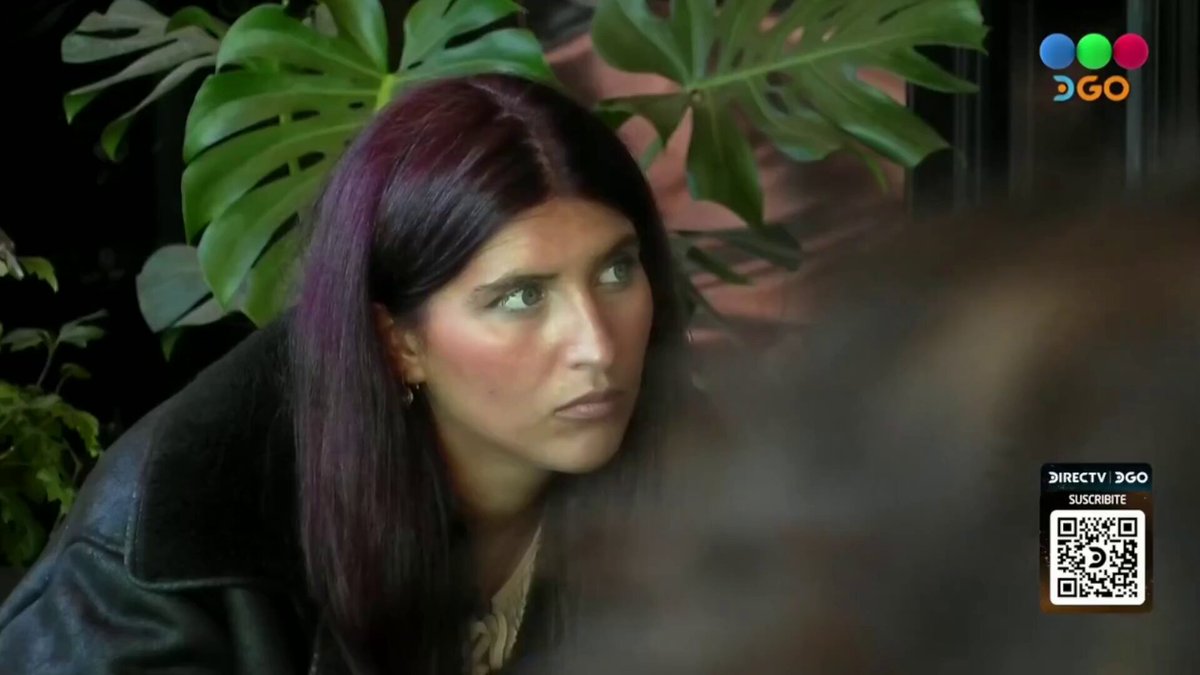 LOLA SIGUIÓ HABLANDO DEL AFUERA Lola: “ya me llamaron la atención 2 veces, me gusta estar hablando de cosas que no me hagan pisar el palito, pero ya está, a partir de ayer nada” se viene la expulsión? 👀 #GranHermano