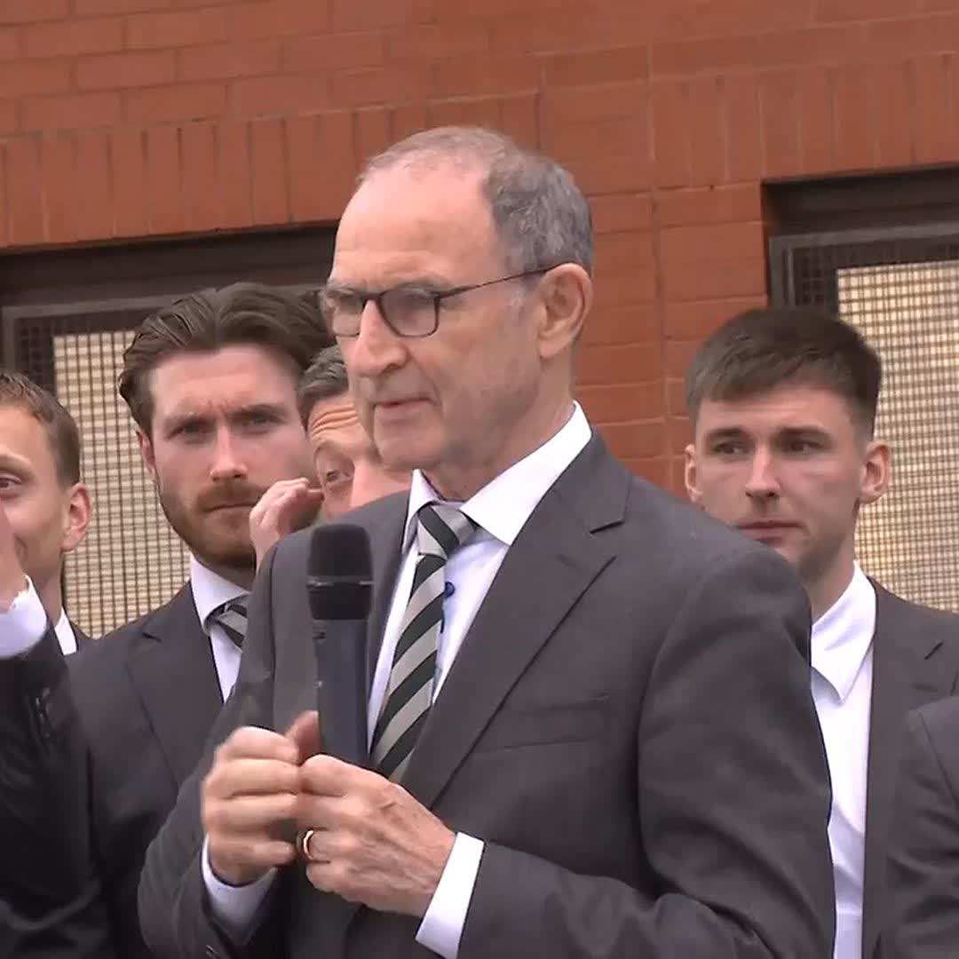 💚 “I couldn’t be more proud… The coaching staff fantastic, the players monumental.” Martin O’Neill addresses the fans at Celtic Park, shares his emotions after winning a league and Scottish Cup double, and gives a special mention to one specific player 🏆