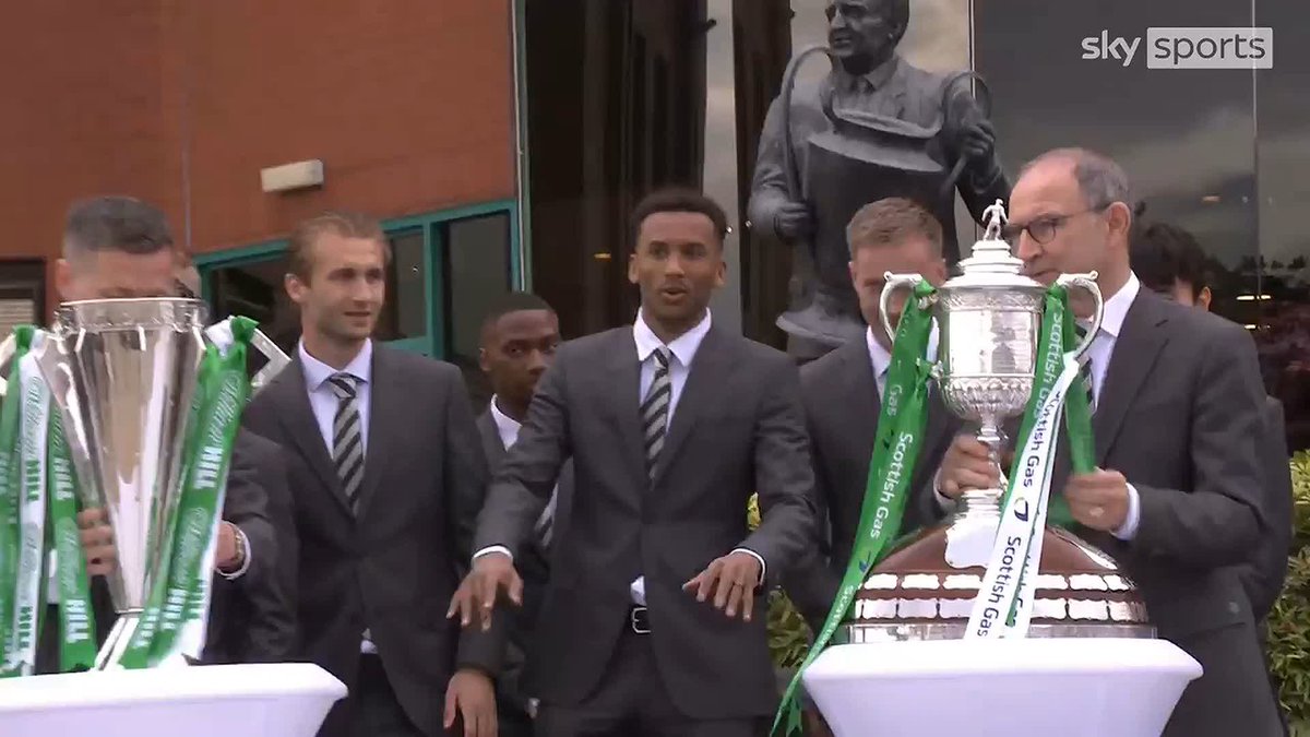 Celtic lift the Premiership title and Scottish Cup in front of their supporters 🏆