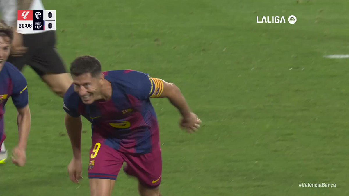 One final dance from Lewy ✨ #LaLigaHighlights
