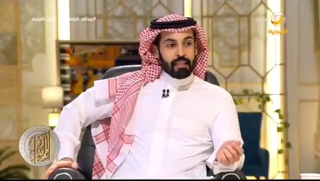 نكتة الاسبوع من ابو حْرق وسيع المستشرف #عبدالله_الجمعة وقعت في حب إنسانه اجل 😂😂