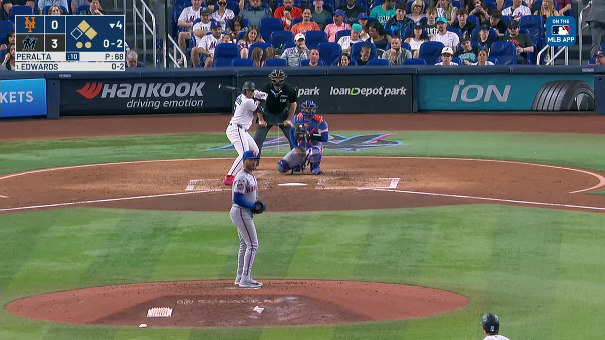Mark Vientos can't make the play at first but recovers to throw out Graham Pauley trying to score