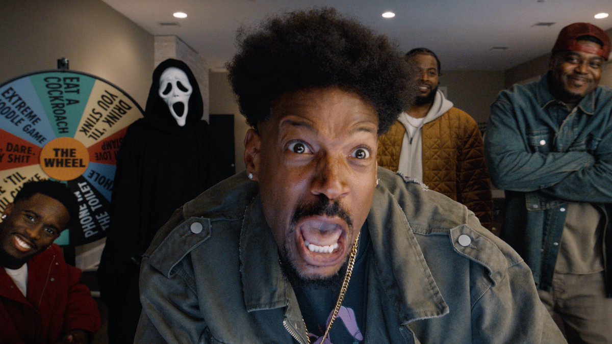 Marlon Wayans, Shawn Wayans, Anna Faris, and Regina Hall reunite in Scary Movie, where no horror movie IP is safe. In theaters on June 5.