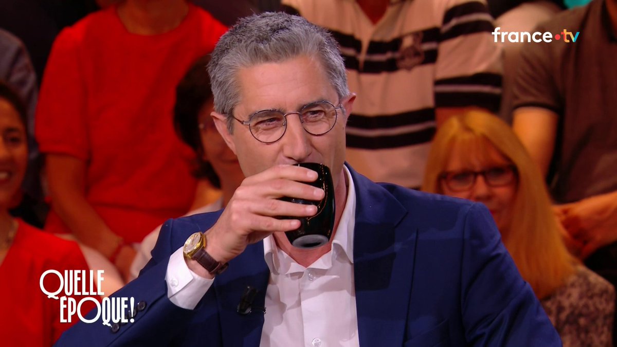 🗣️ "Si je pouvais enlever cette vignette et la remplacer, je le ferais." François Ruffin revient sur les critiques sur sa BD et reconnaît une maladresse sur la scène controversée dans un train, après la réaction de Félix Barrès qui conteste sa représentation dans l'histoire. ⬇️