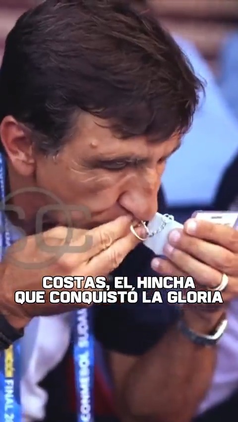 UN HINCHA QUE TOCÓ EL CIELO CON LAS MANOS: Gustavo Costas, primero hincha, después DT. Así vivía cada jugada y cada gol el ahora ex DT de Racing.