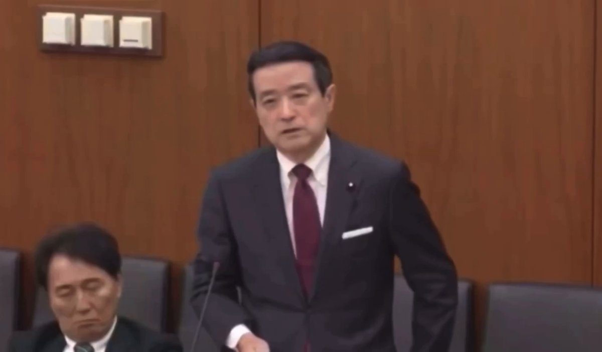 江田憲司「個人の金融資産は」 財務省「2141兆円」 江「国と企業の資産は」 財「9704兆円」 江「ほぼ1京円。対外純資産は」 財「418兆円」 江「外貨準備は」 財「189兆円」 江「経常収支は」 財「20兆円」 江「これだけお金があるのに自民党は取る所から取らず防衛増税し保険料を上げる」 ど正論。