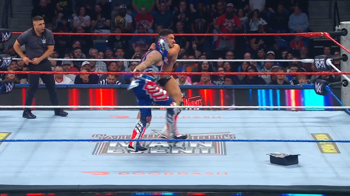They're going CRAZY for Penta 🙌 PENTA EL ZERO M is still the Intercontinental Champion!!