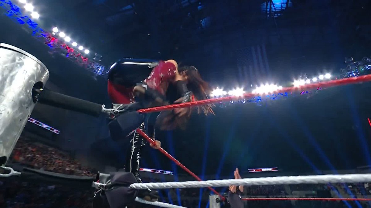 Brie Mode: ACTIVATED. 😤 Nikki & Brie | #SNME
