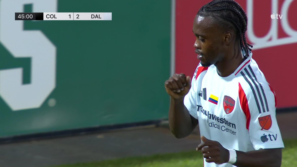 🇨🇴 GOOOL de Santiago Moreno. El colombiano marcó el 2-1 de #FCDallas en su visita a #ColoradoRapids, al 46’ 👀 Es su segunda anotación en la temporada de MLS