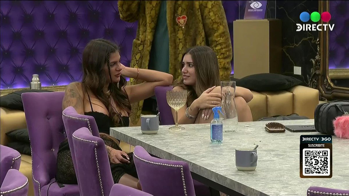 "Ojo con esta Lola, mientras vos no estabas quería conquistar a Manu" 👊👀Si querés ver la casa las 24HS 🕐 y con cámaras exclusivas 👀contratá 🔗 #GranHermano #GeneraciónDorada 🌟 #GHxDGO