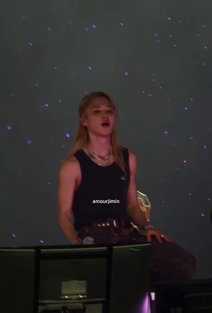 Oh my god, Jimin is laughing at Yoongi while saying "Are you ready" in that rough voice😵‍💫😭