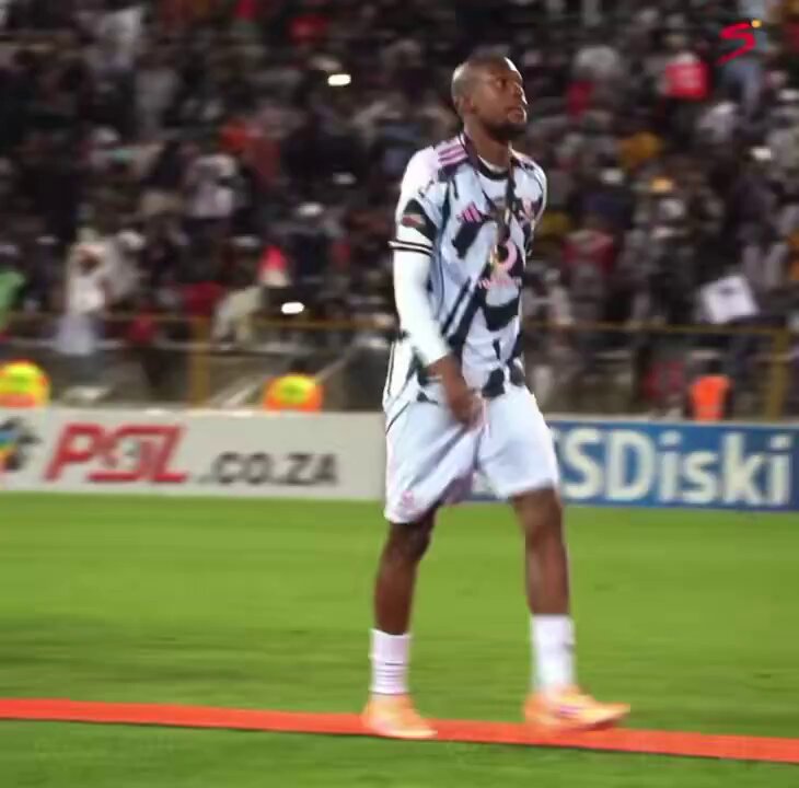 We demand a public holiday Vincent Magwenya 🇿🇦