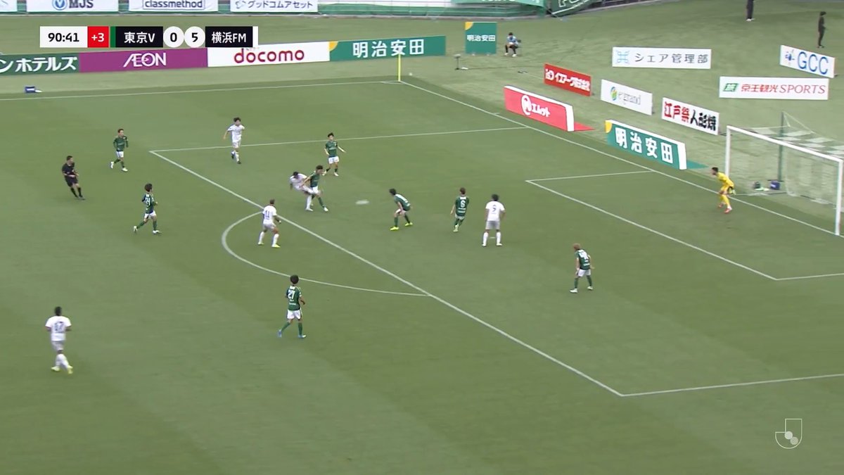/ 待望のF・マリノス初ゴール🔥 \ 終了間際、足を止めずに #ジョルディクルークス 選手がボールを奪う。 最後は #テヴィス 選手の右足のコントロールショットがゴールに吸い込まれ6点目を決める🌪️ #fmarinos|#Jリーグ